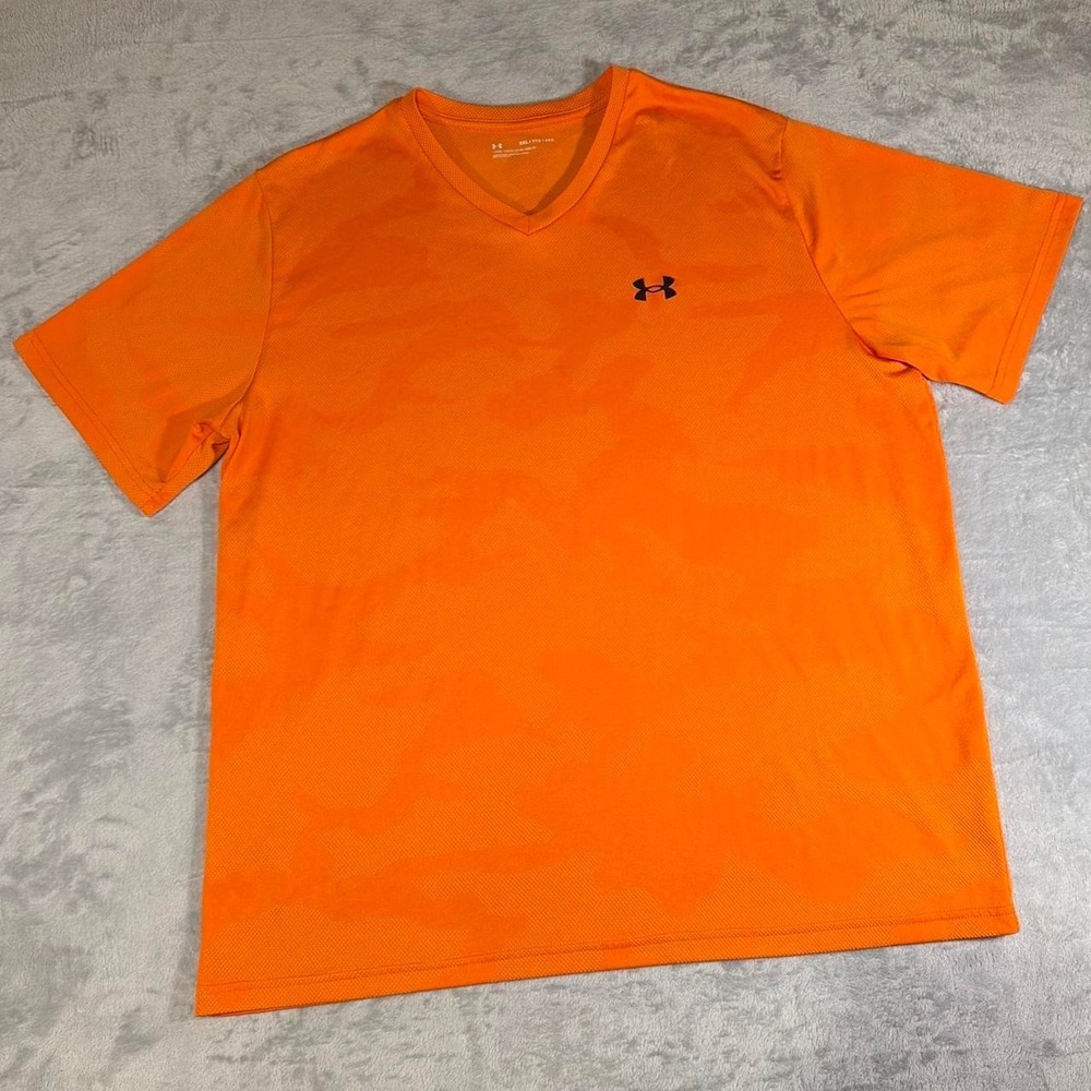 Under Armour Loose Fit Camo Performance Shirt | Orange | XXL